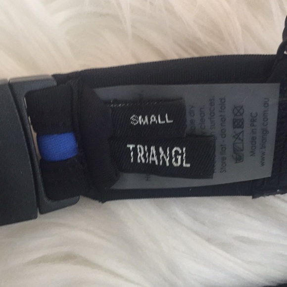 Triangl neoprene bikini. Small top / medium bottom - Picture 6 of 7